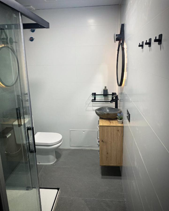Aparta Suite La Nuit Calafell Buitenkant foto